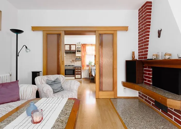 Holiday home Entire House With Garden Near Prague *